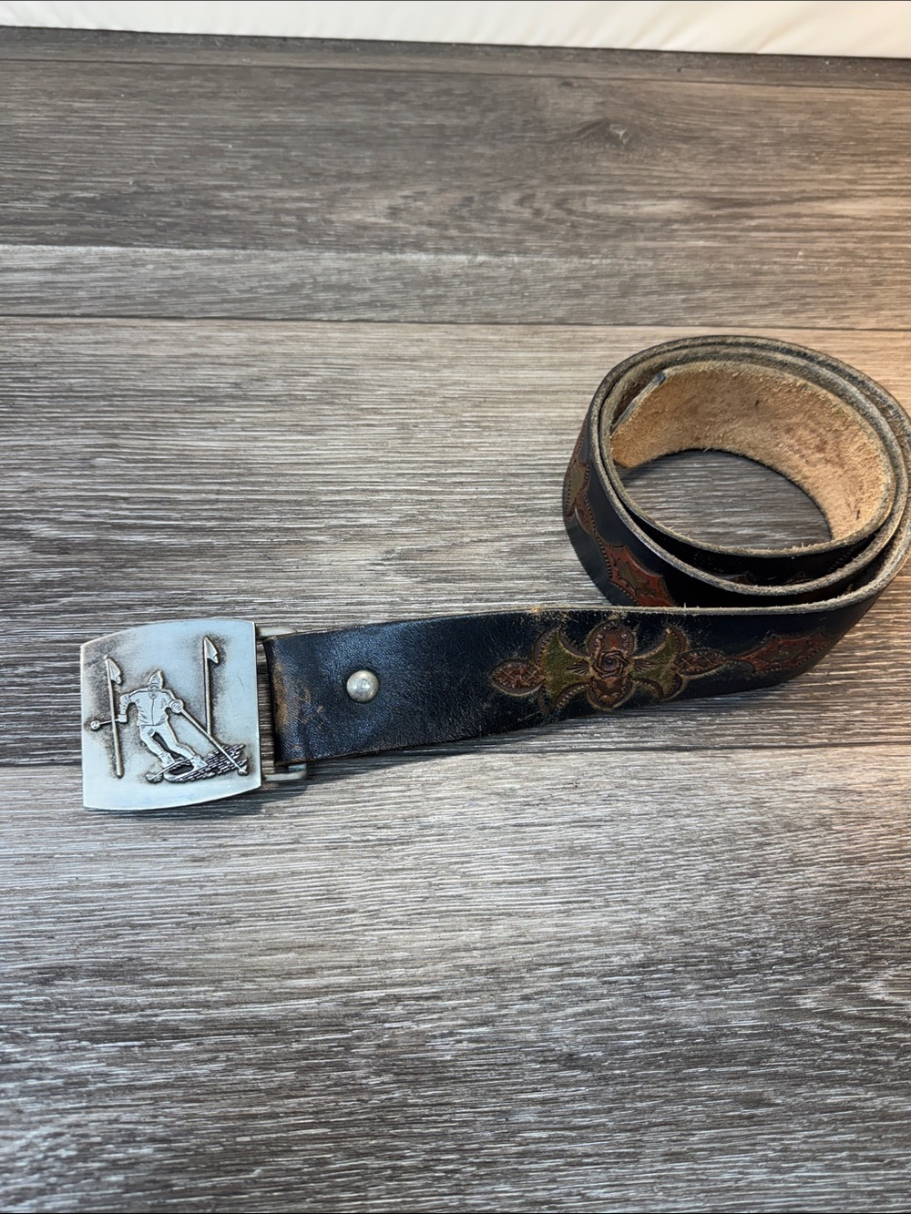 Downhill Slalom Alpine Skier Gates Mountain Slopes Vintage Pewter Belt
